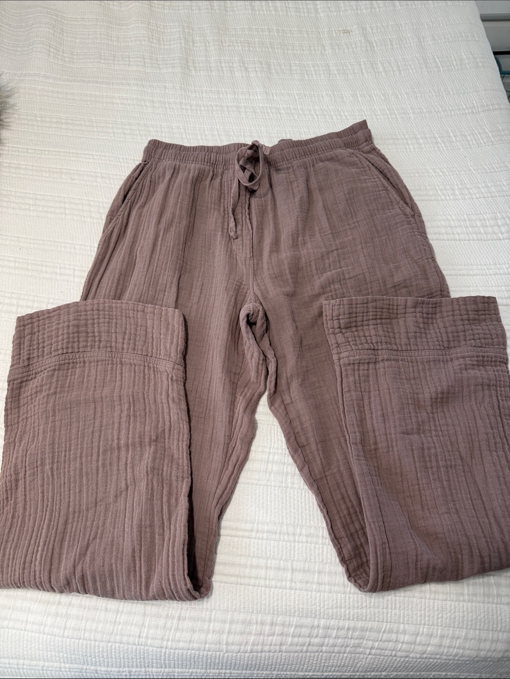Parachute Women’s Drawstring Pants in Mauve